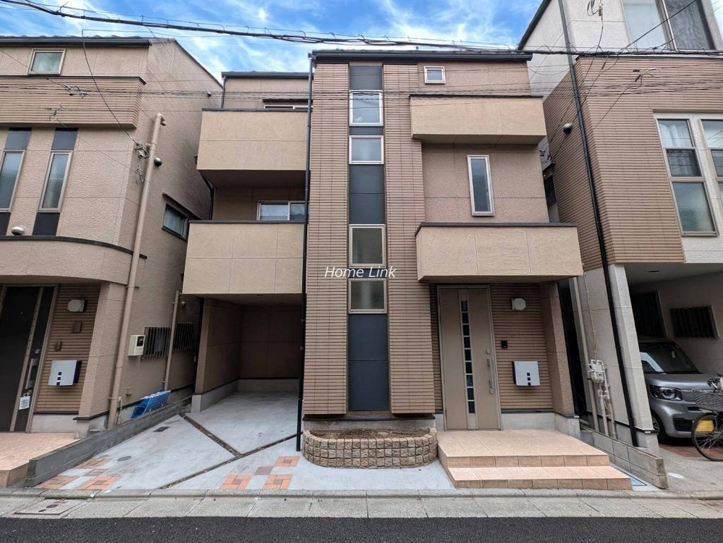 東新町2丁目　中古戸建　2006年（平成18年）3月築